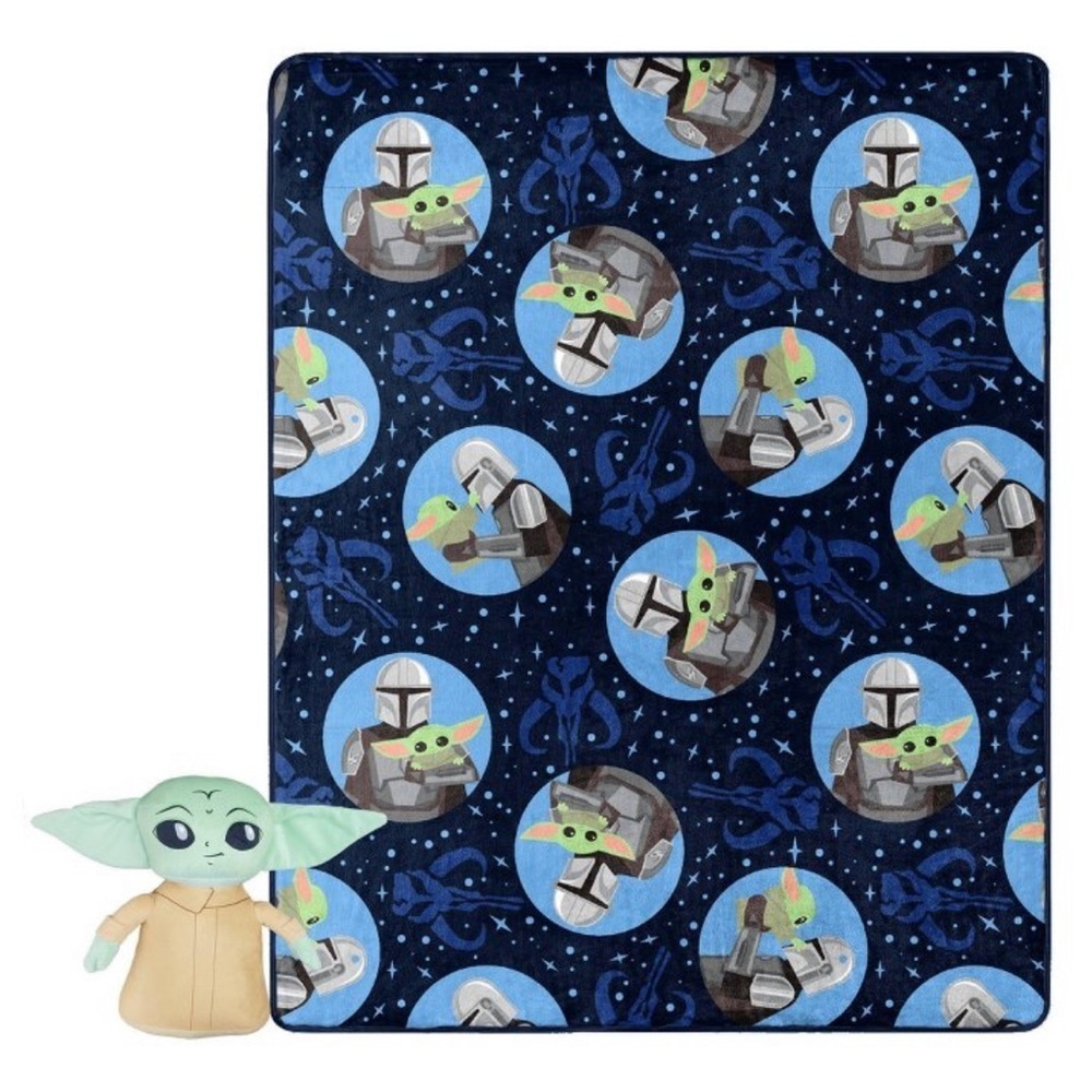 NWT Disneys Star Wars mandalorian throw blanket & pillow set